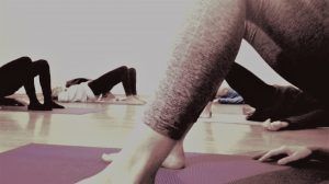Alineación, trabajo postural y trabajo físico consciente suave
