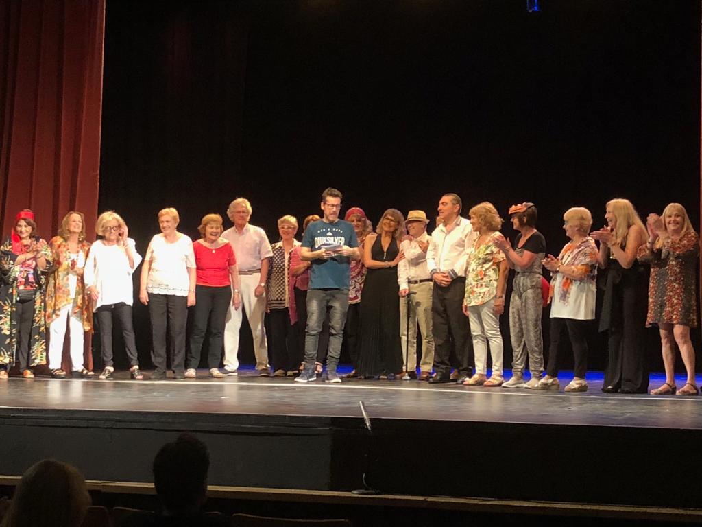 Teatro recreativo para adultos mayores 1